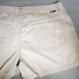 Tommy Hilfiger womans shorts size 9